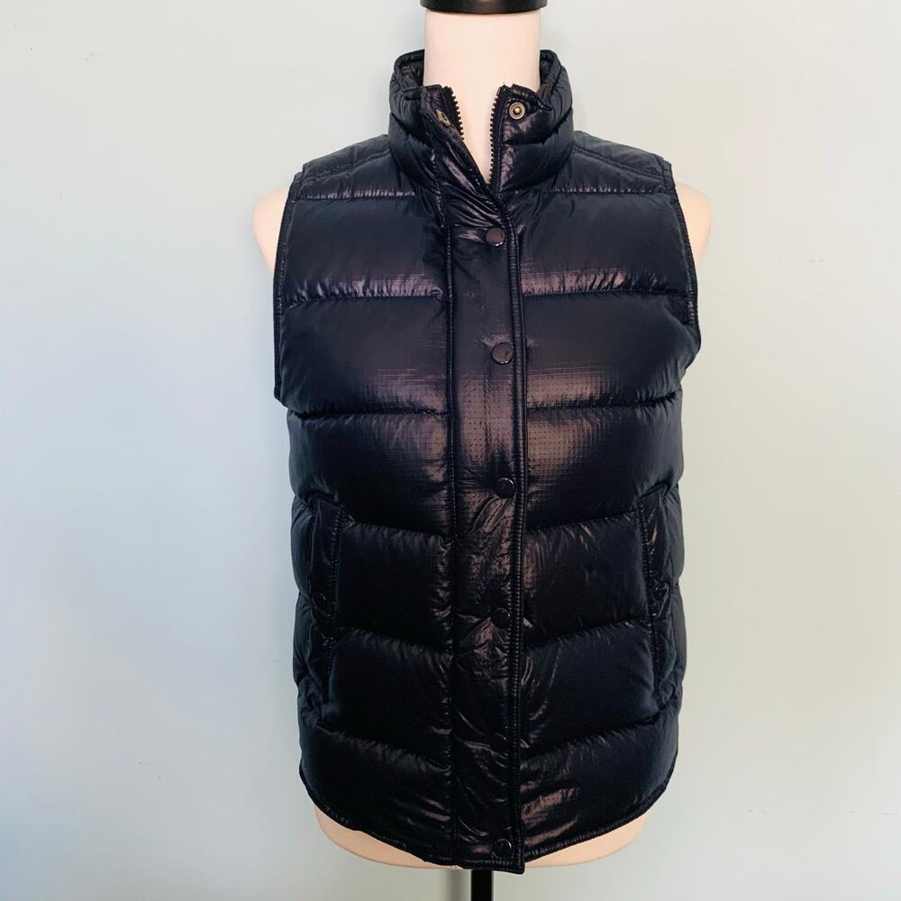 J. Crew Women’s Shiny Puffer Down Vest Size XS in Navy - Picture 2 of 9